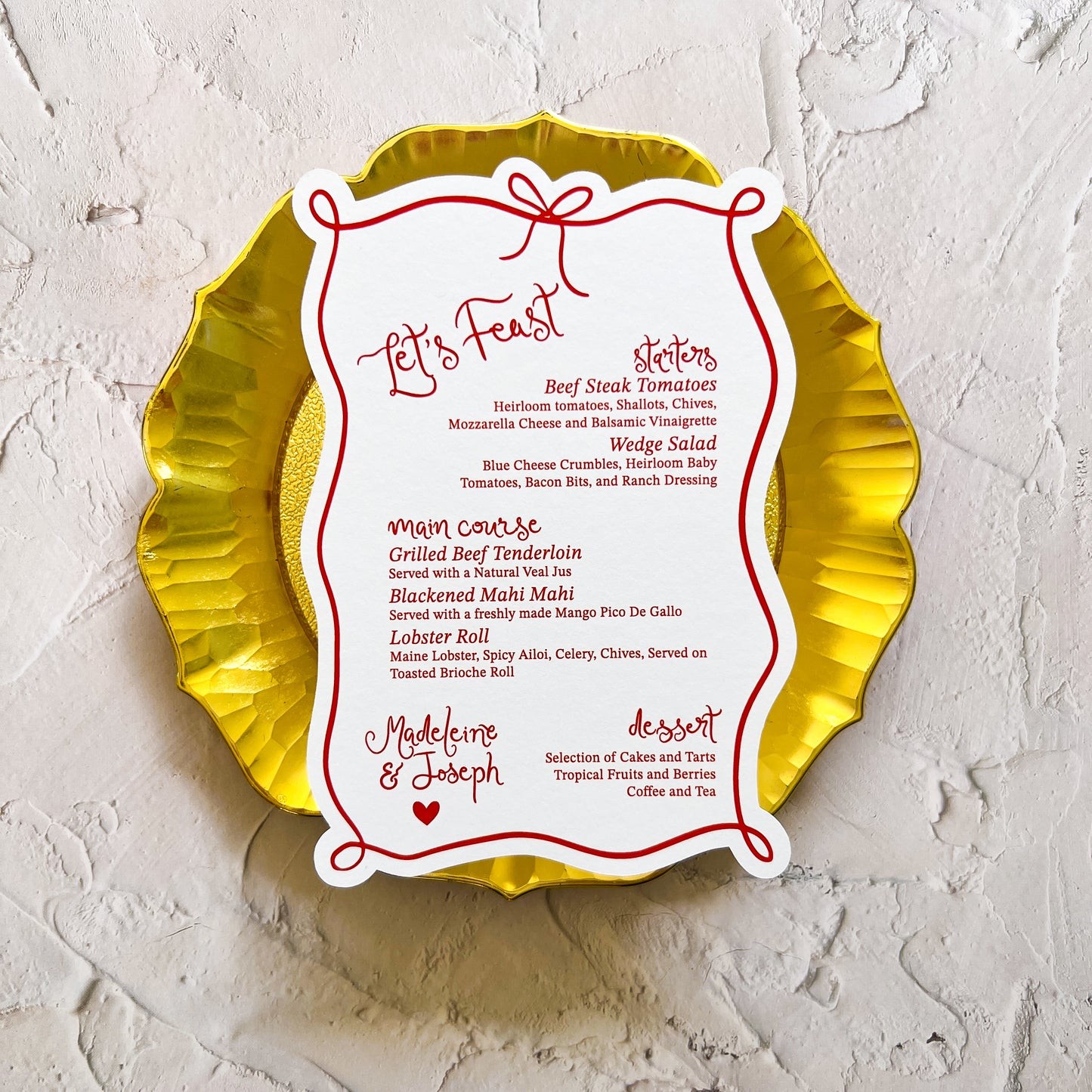 Amour Wavy Menu with heart shaped place card
