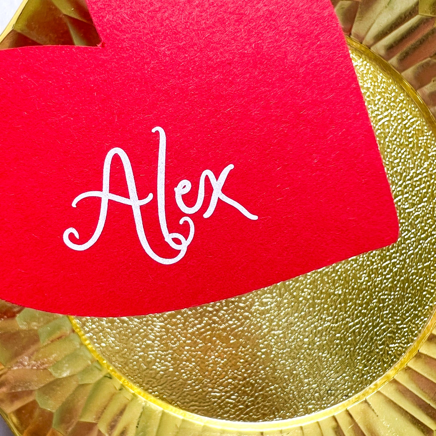 Amour Wavy Menu with heart shaped place card