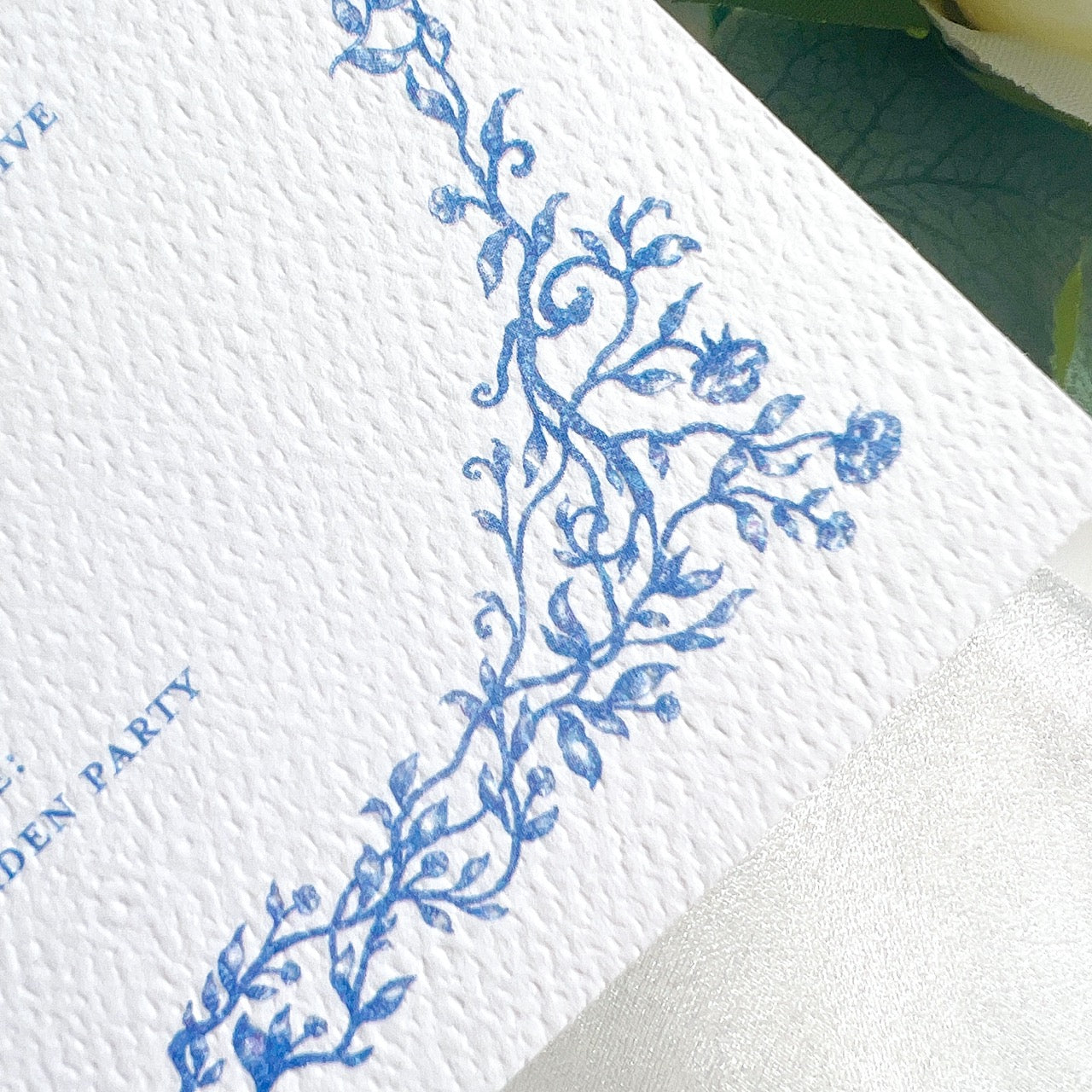 EnchantedGardenblueandwhiteflowerweddinginvitation4