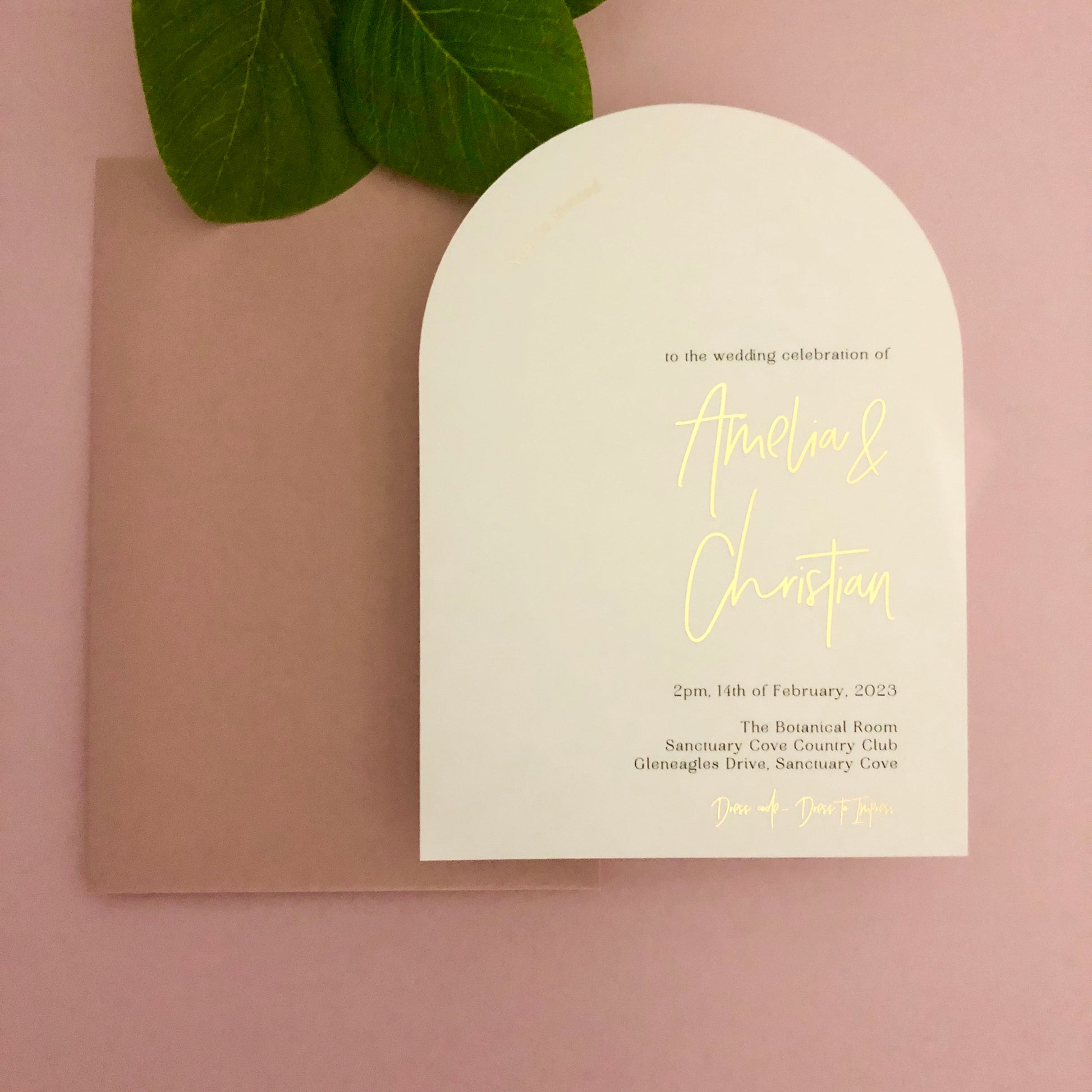 Arch invitation with gold foil 1