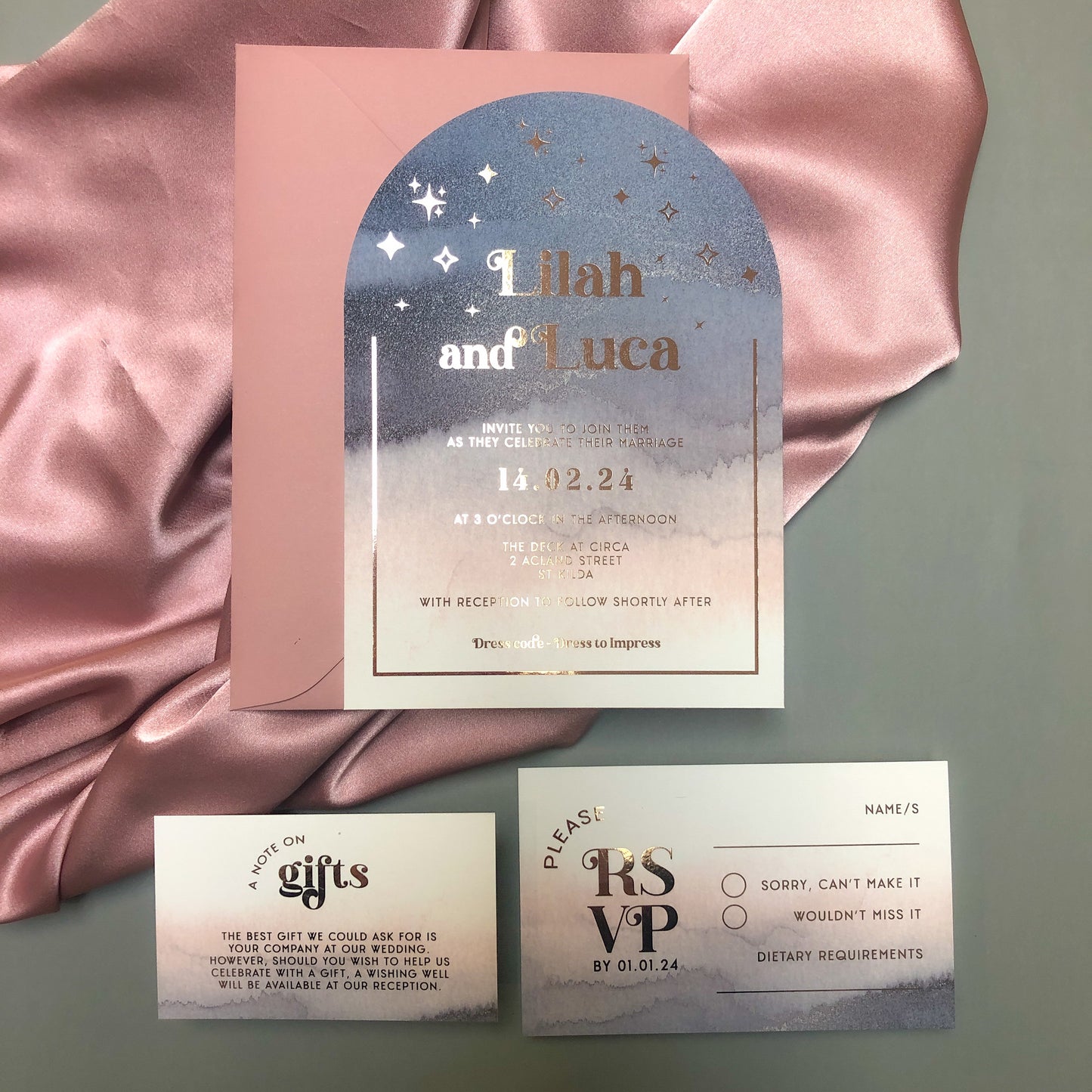 "Lilah" Gold Foil Watercolour Arch Wedding Invitation Suite - Glitzy Prints