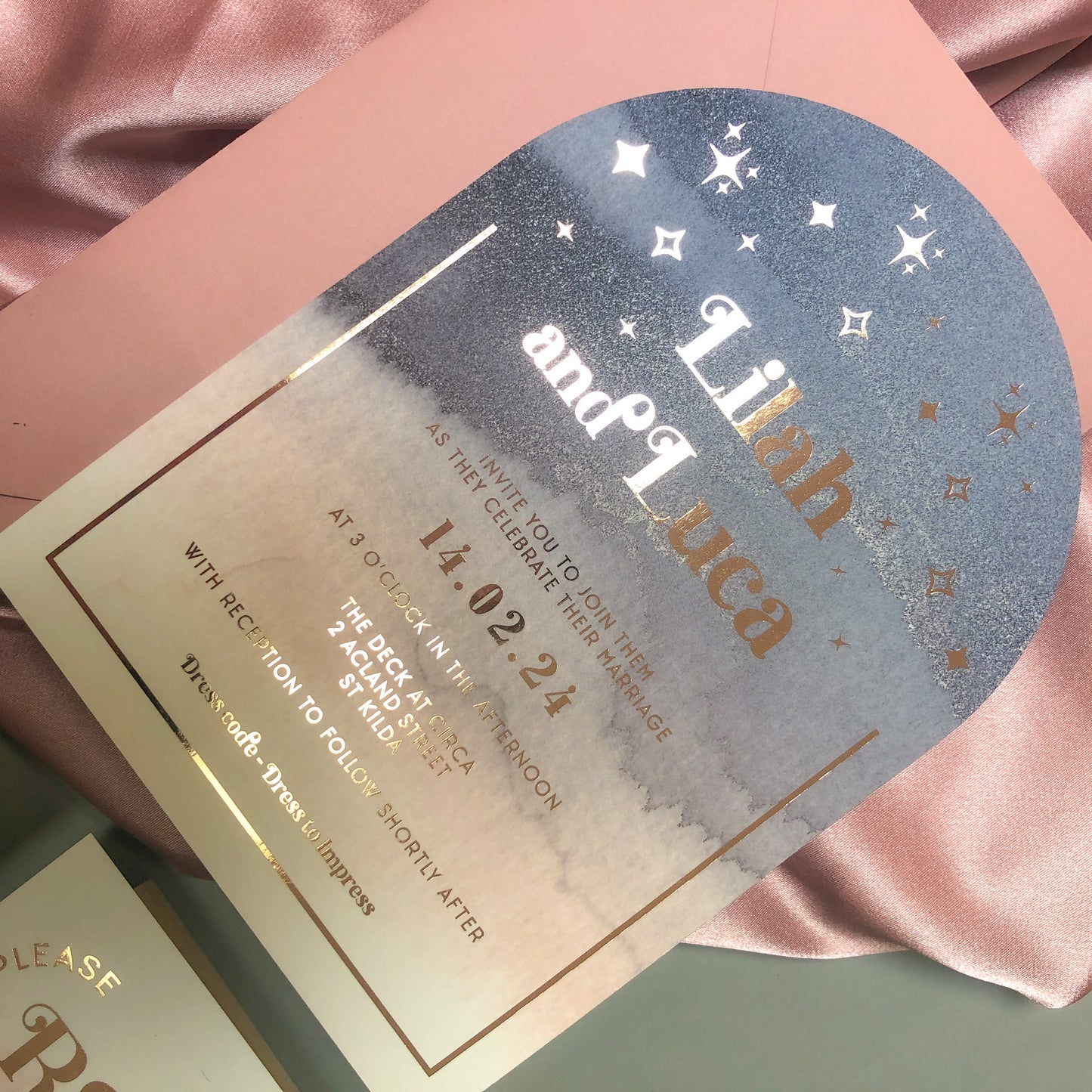 "Lilah" Gold Foil Watercolour Arch Wedding Invitation Suite - Glitzy Prints